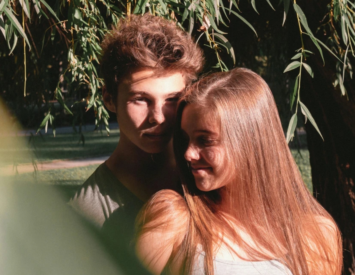 Ready to meet someone new? Join the best online dating platforms for real connections. 💘 Love is just one click away!