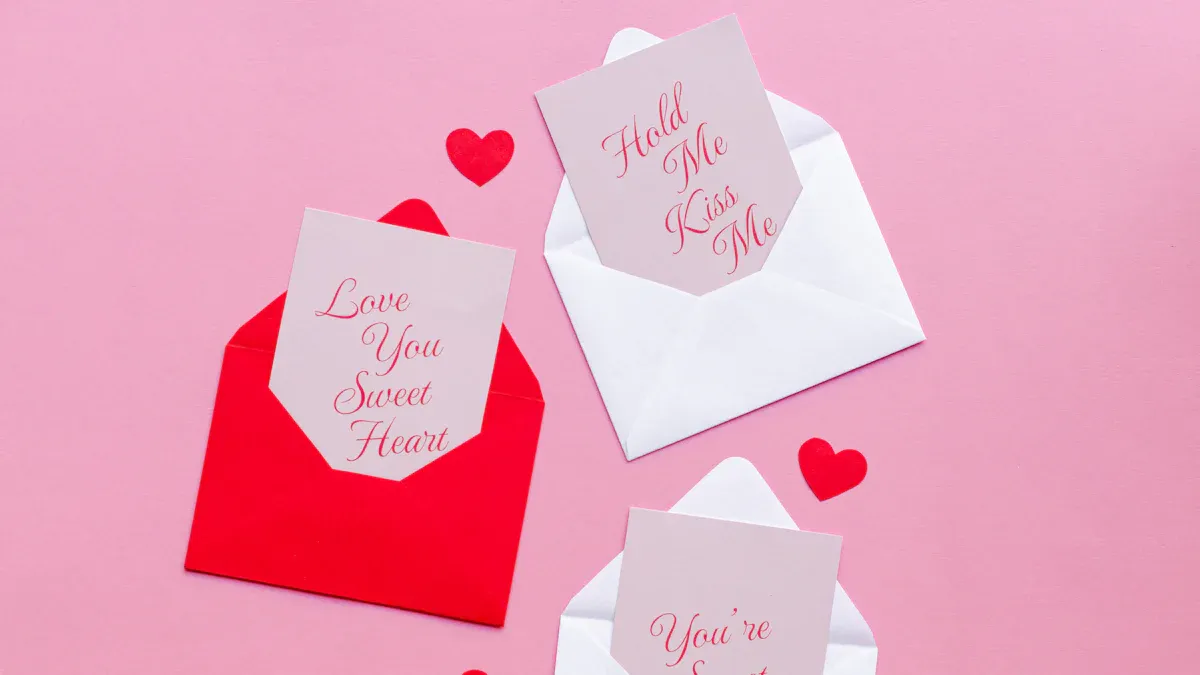 50 Flirty Texts to Make Your Crush Smile Instantly