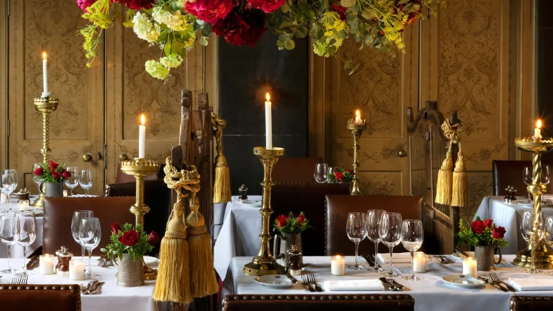 25 Romantic Places in Edinburgh for Couples 